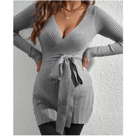 Maternity Plunging neck Ribbed Long Sleeve Sweater Top
